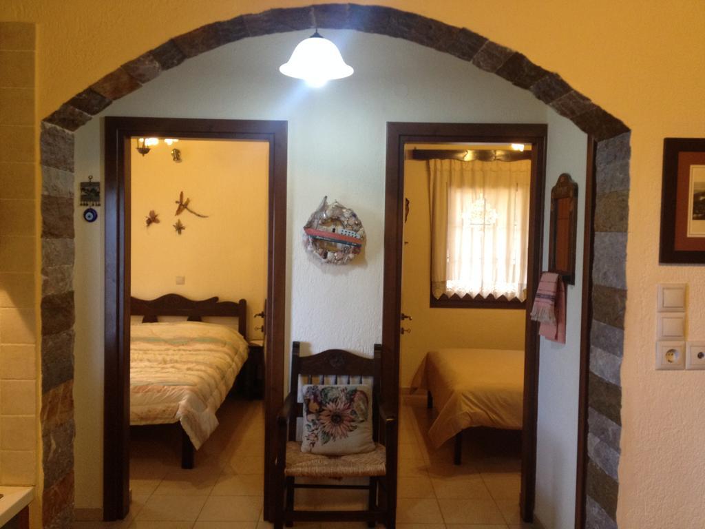 Fissi Villas Agritourism Accommodation Near The Sea アイオス・ニコラオス エクステリア 写真